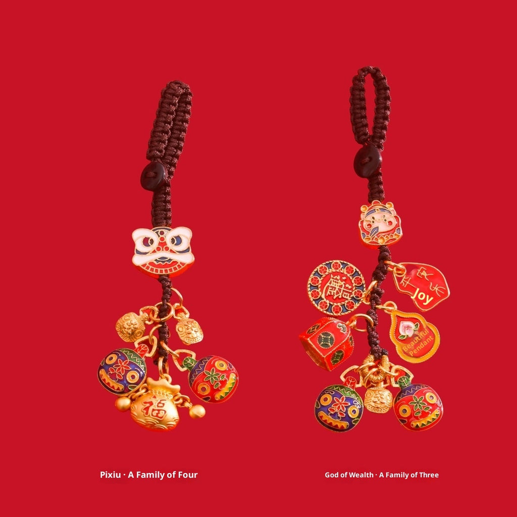 Vintage Sand Gold Pixiu Car Keychain - product image 3