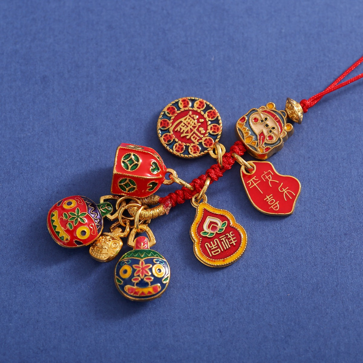 Vintage Sand Gold Pixiu Car Keychain - product image 10