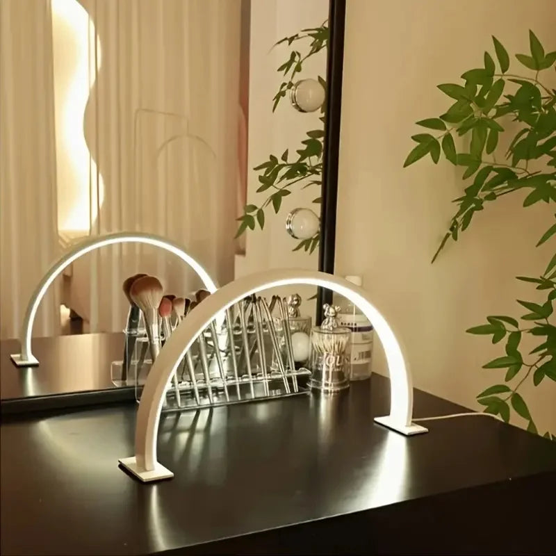 Moon Nail Work Desk Lamp