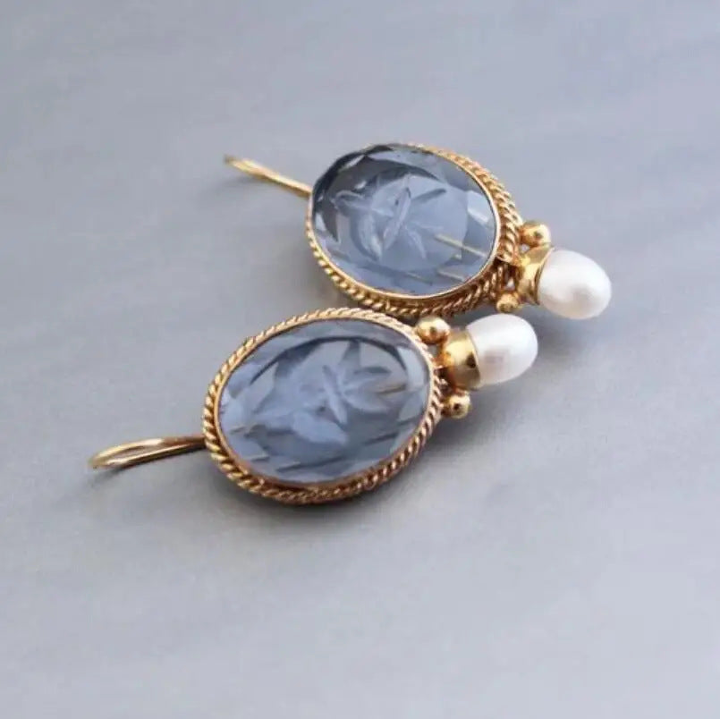 Inlaid Pearl Vintage Style Earrings - product image 3