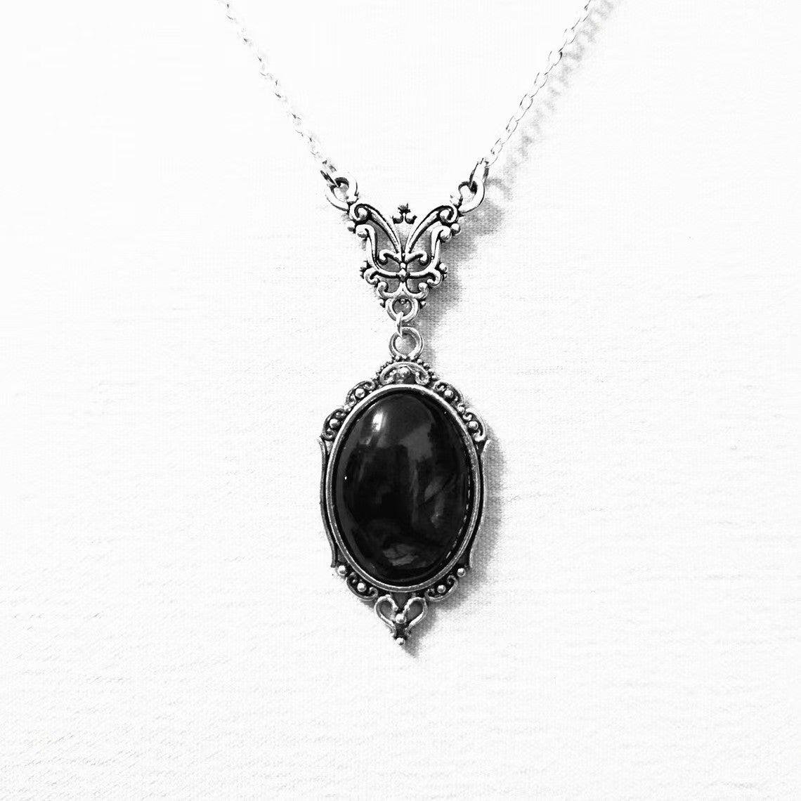 Vintage Red Quartz Crystal Necklace - product image 2